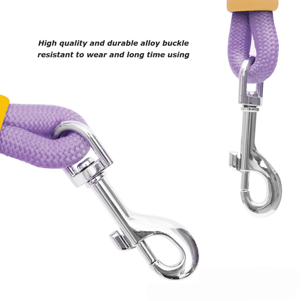 Versatile Pet Traction Leashes With A Comfortable